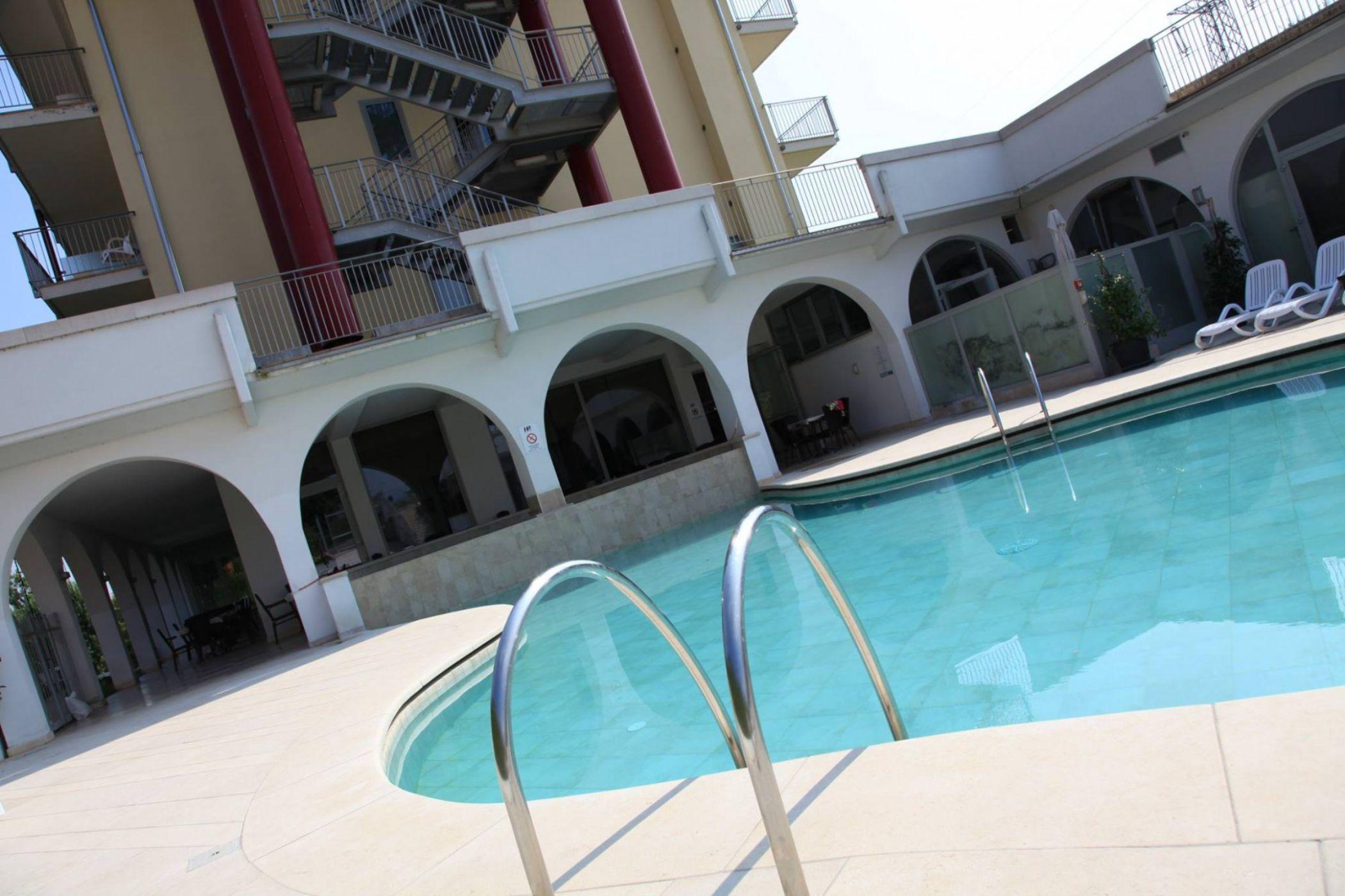 Hotel Rivus 3*